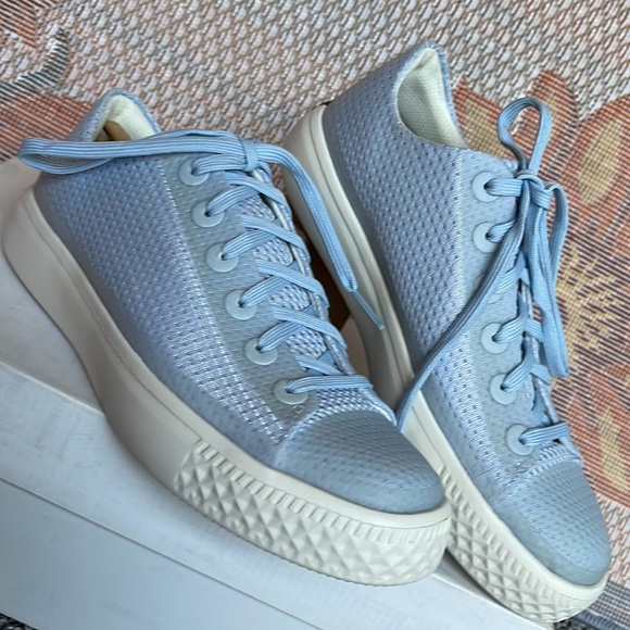 Converse WMNS 156650C
CTAS MODERN OX Chuck Taylor All Star
PORPOISE/EGRET/EGRET - Picture 8 of 16